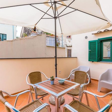 Starhost - Terazza Barbuti Apartment Salerno Exterior foto