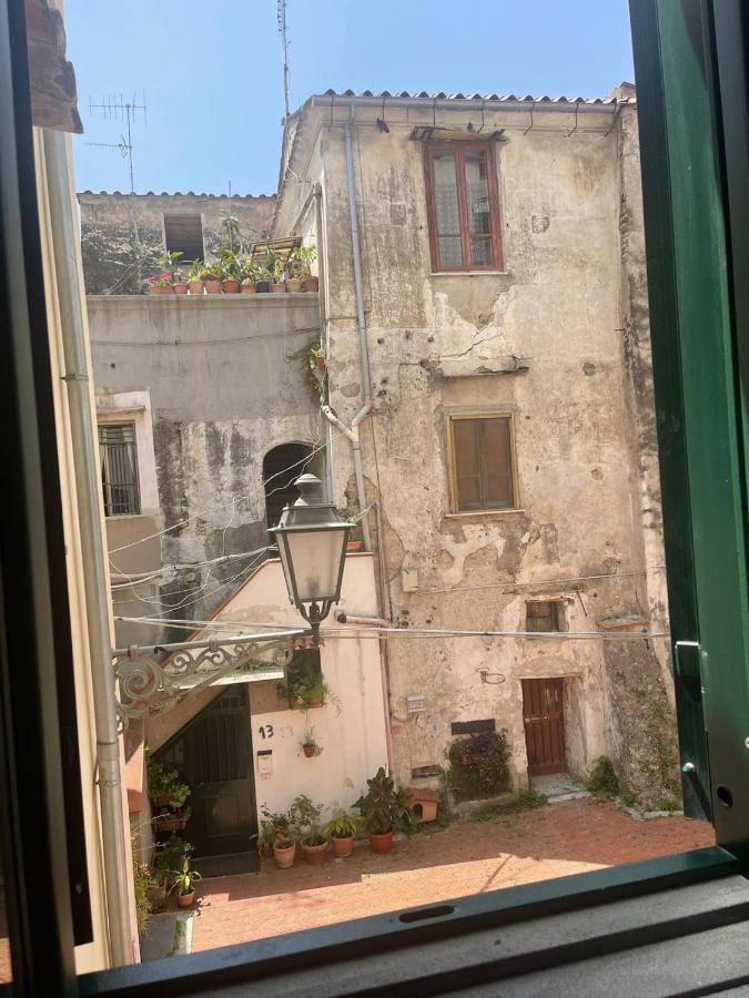 Starhost - Terazza Barbuti Apartment Salerno Exterior foto